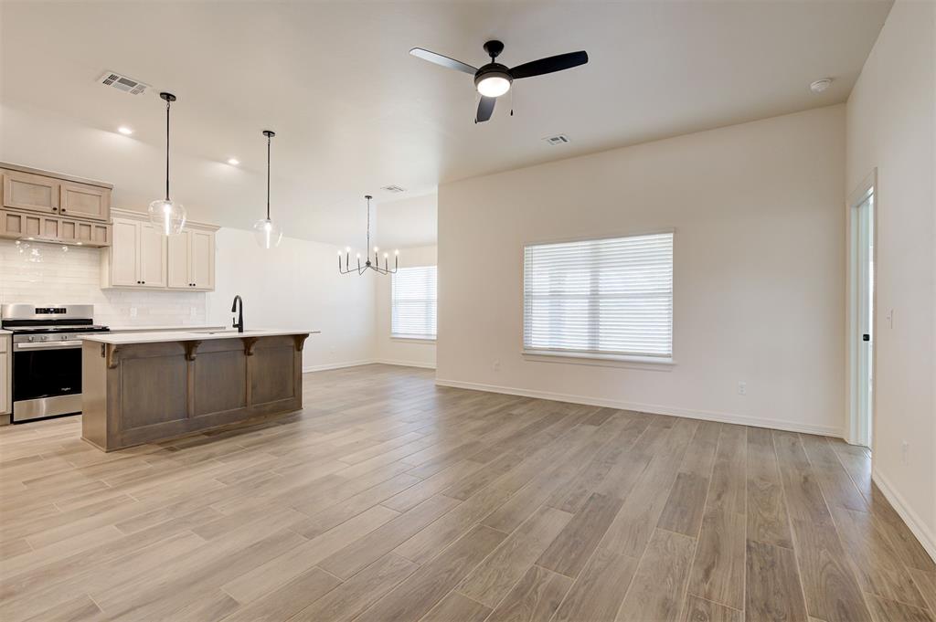 11917 Nw 120th Street Property Photo 5