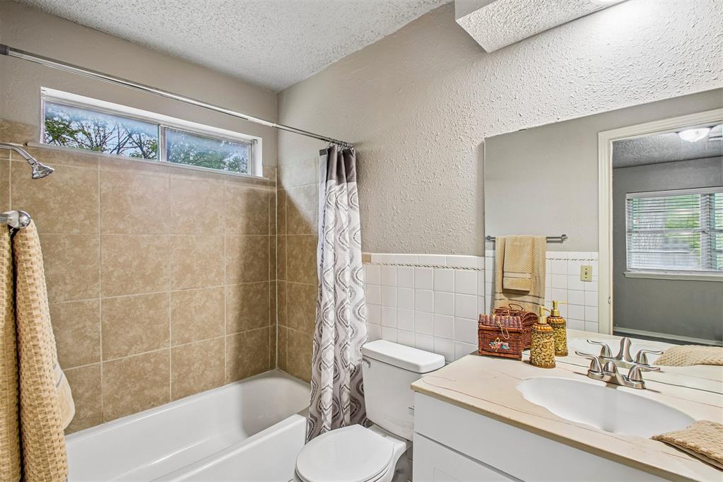 744 Nw 111th Street Property Photo 15