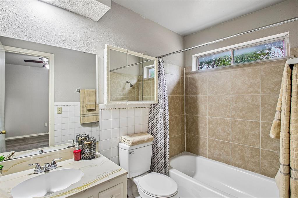744 Nw 111th Street Property Photo 18