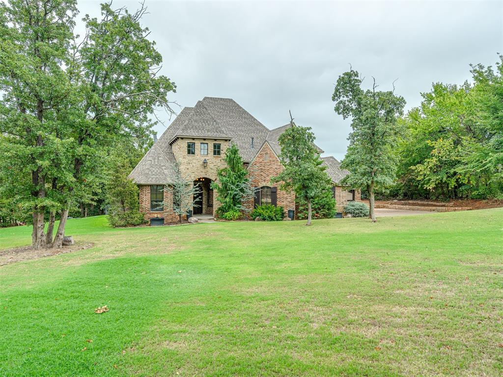 6702 Stone Hill Drive Property Photo 2