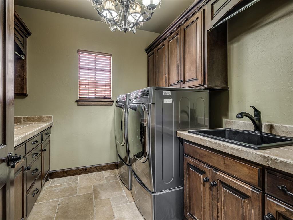 6702 Stone Hill Drive Property Photo 22
