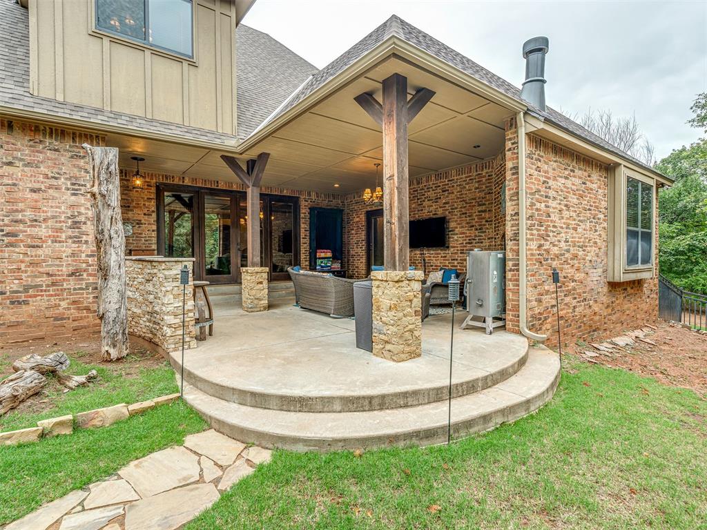 6702 Stone Hill Drive Property Photo 30