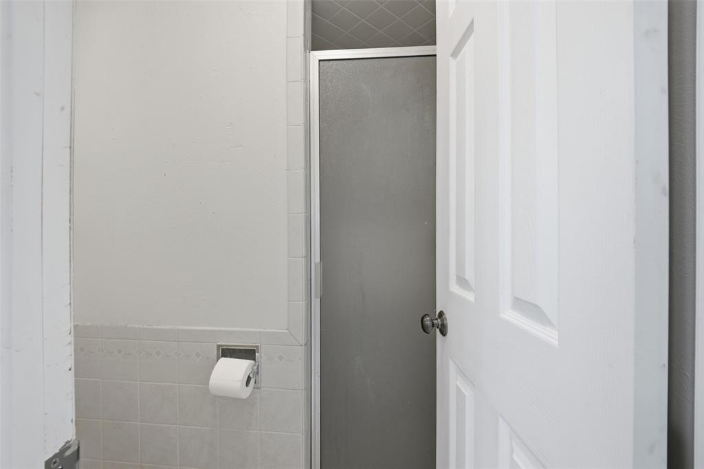 103 E Lakeview Court Property Photo 15