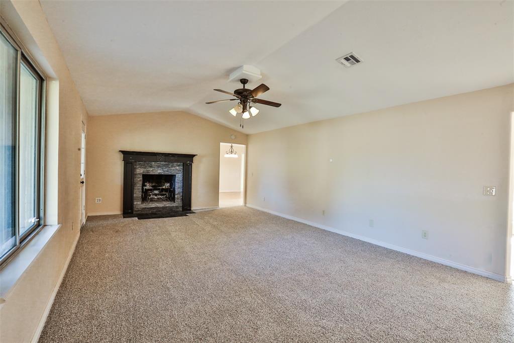10016 Kingsgate Drive Property Photo 20