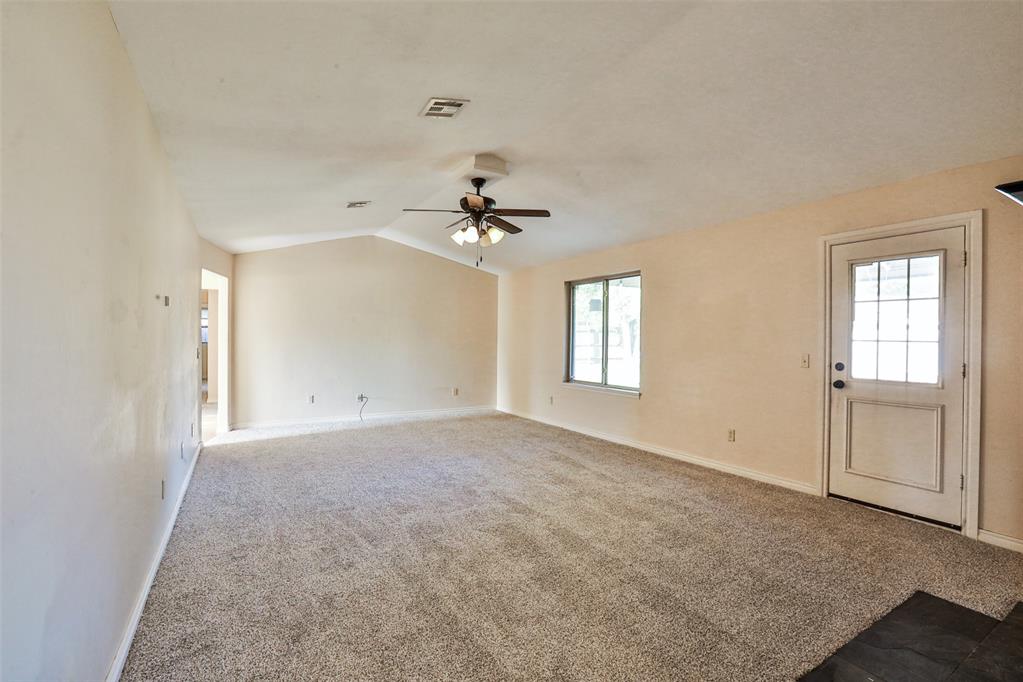 10016 Kingsgate Drive Property Photo 21