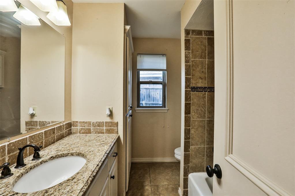 10016 Kingsgate Drive Property Photo 29