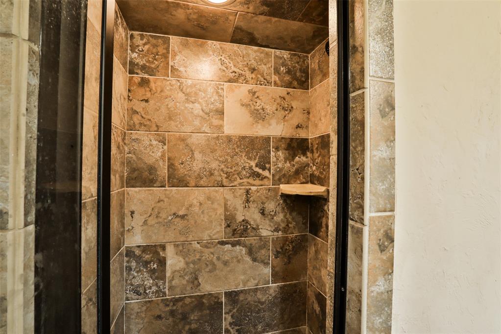 10016 Kingsgate Drive Property Photo 34