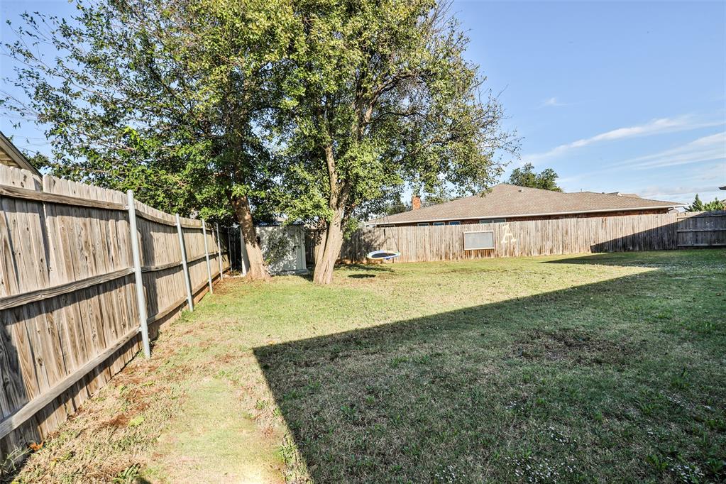 10016 Kingsgate Drive Property Photo 38