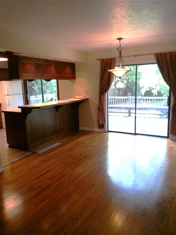 1103 Park Manor Street Property Photo 5