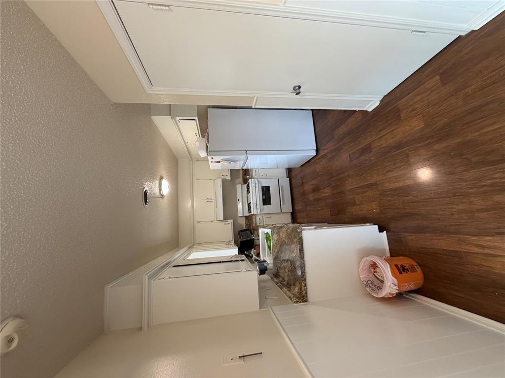 602 Redwood Drive Property Photo 5