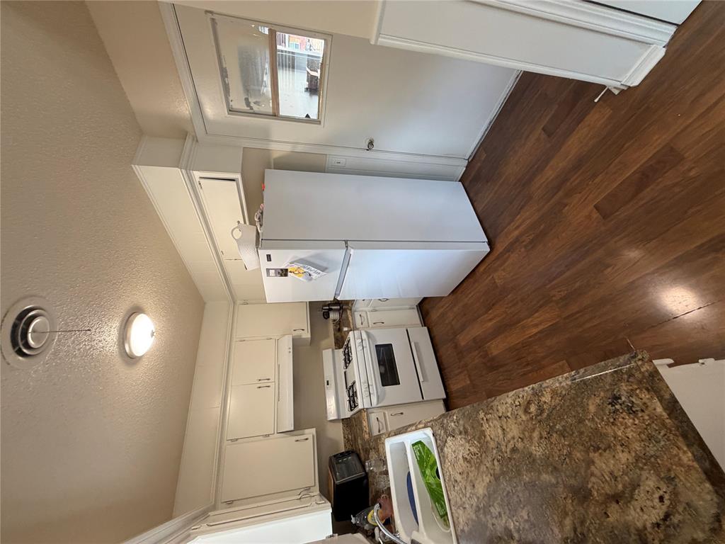 602 Redwood Drive Property Photo 7
