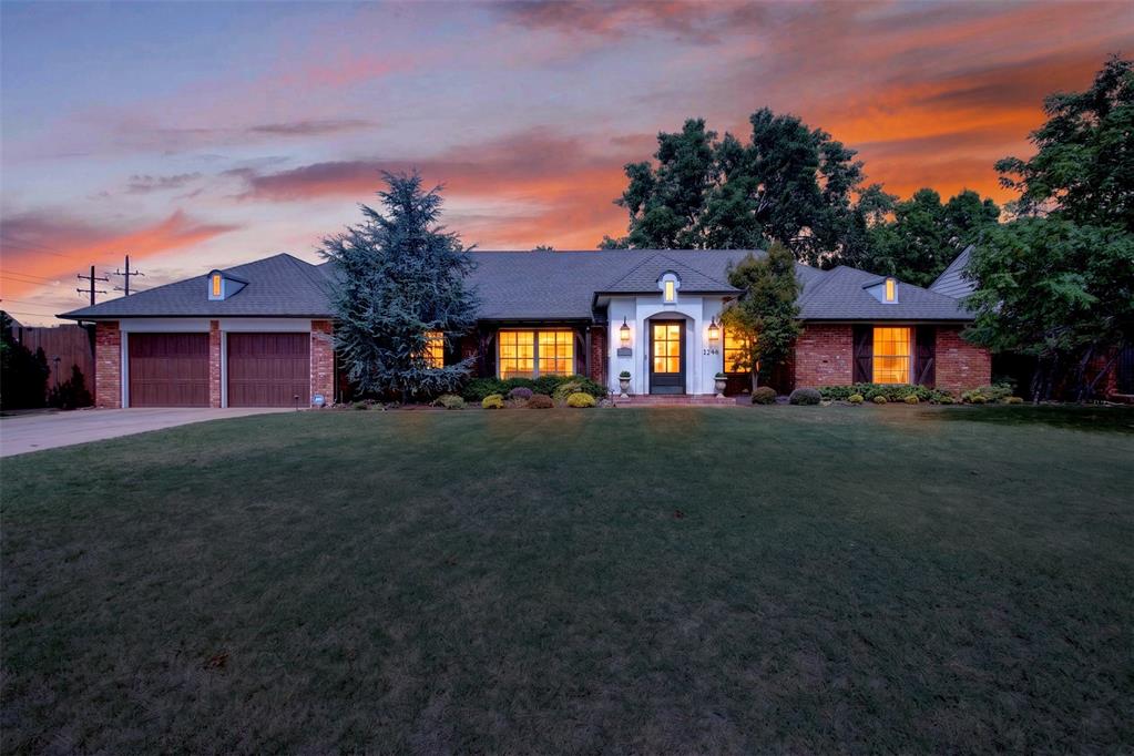 3041 Charing Cross Property Photo 2