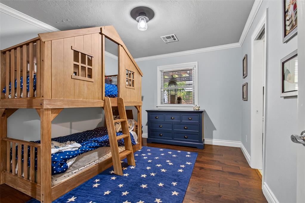 3041 Charing Cross Property Photo 26