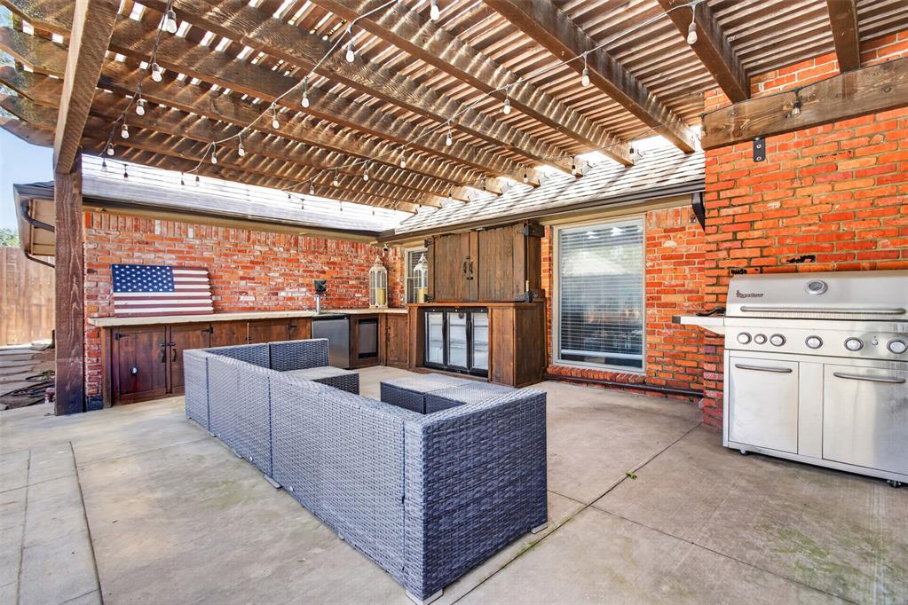 3041 Charing Cross Property Photo 33