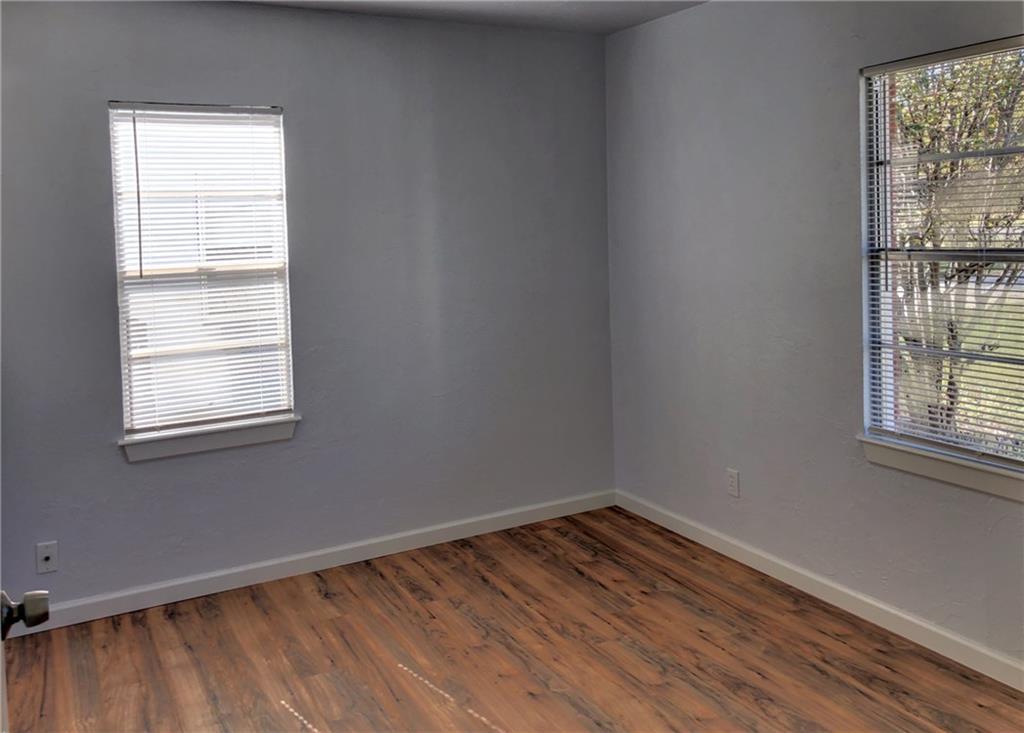 812 N Midwest Boulevard Property Photo 7