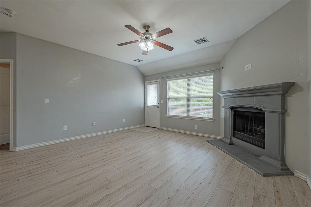 7345 Nw 148th Street Property Photo 18