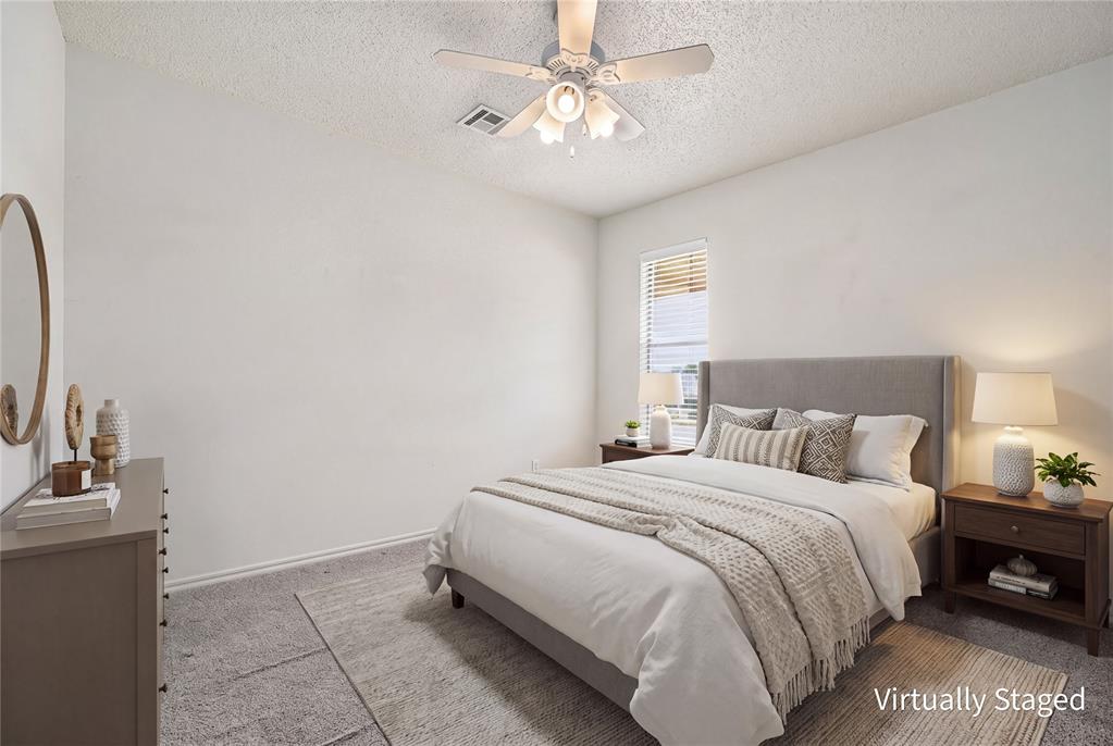 2805 Glen Oaks Drive 2807 Property Photo 2