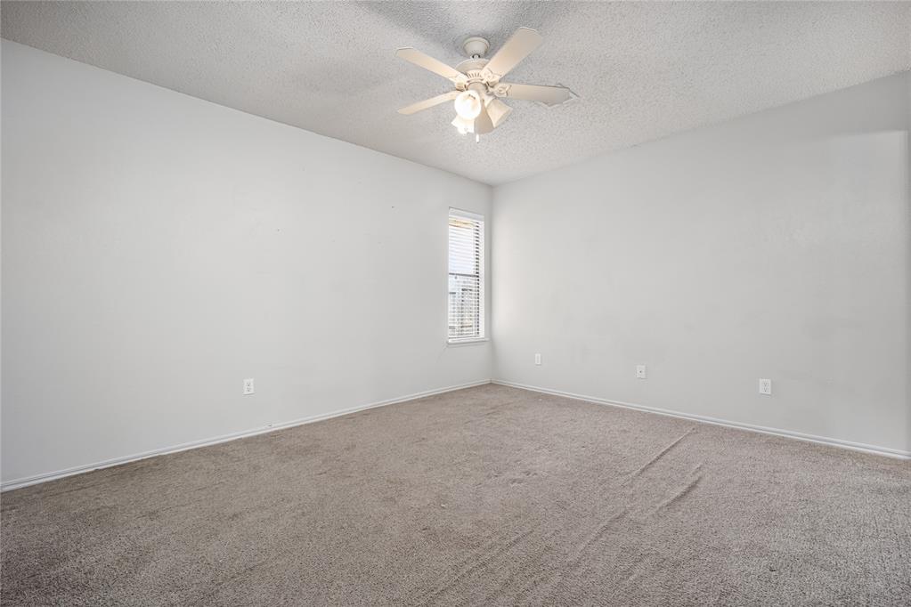 2805 Glen Oaks Drive 2807 Property Photo 7