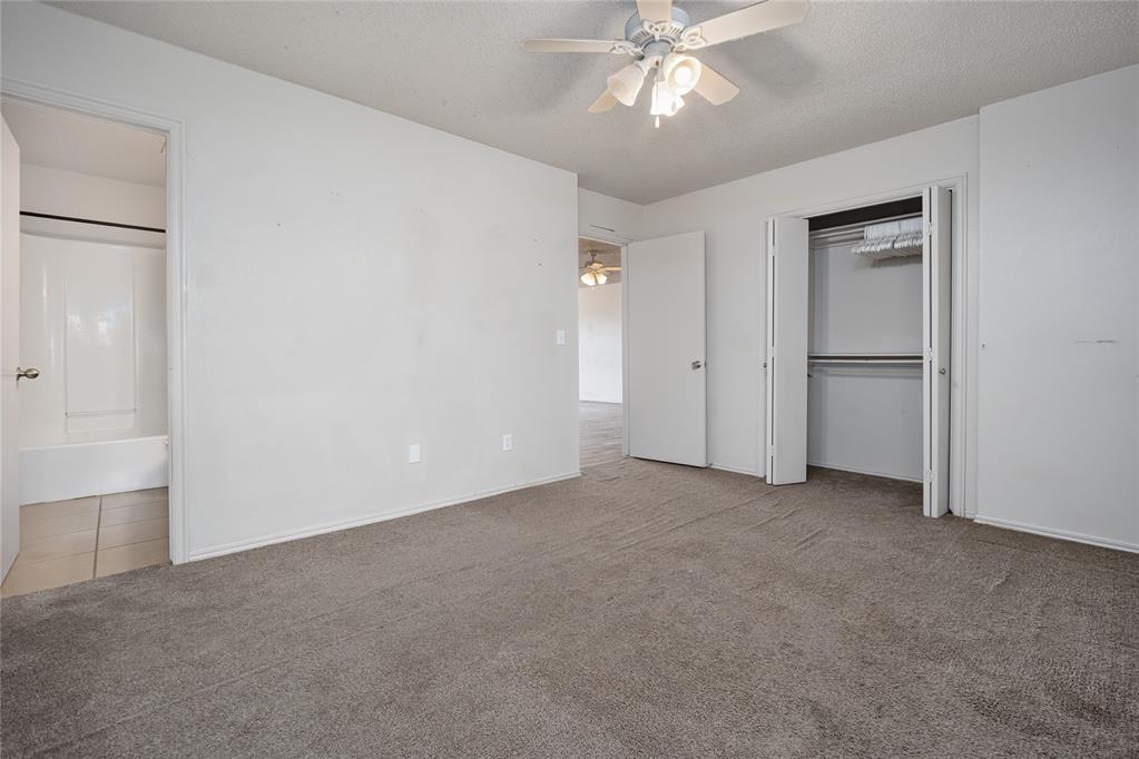 2805 Glen Oaks Drive 2807 Property Photo 8