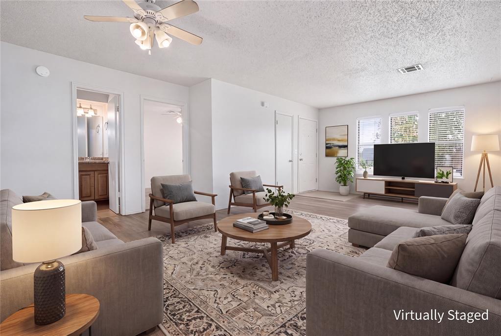2805 Glen Oaks Drive 2807 Property Photo 16
