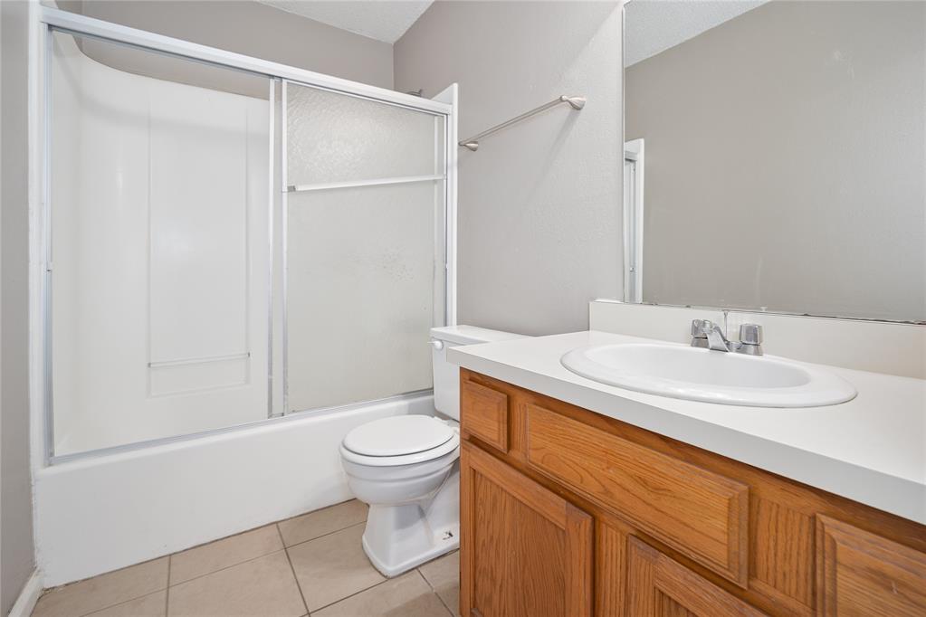 2805 Glen Oaks Drive 2807 Property Photo 26