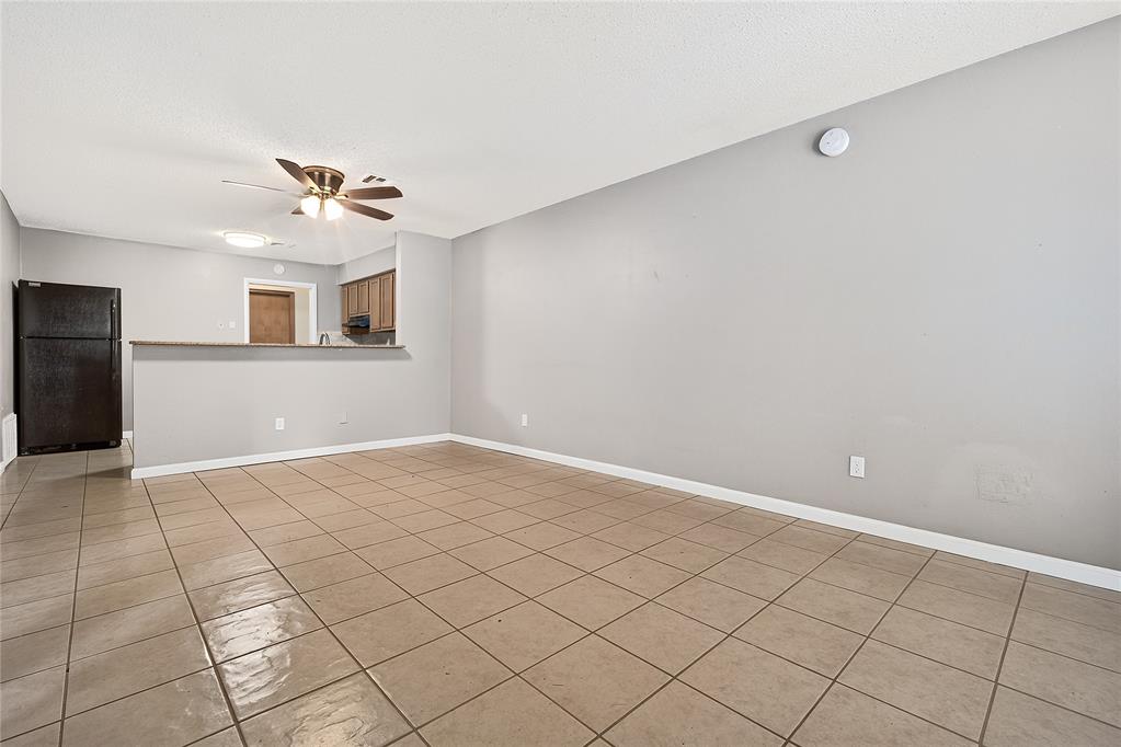2805 Glen Oaks Drive 2807 Property Photo 30