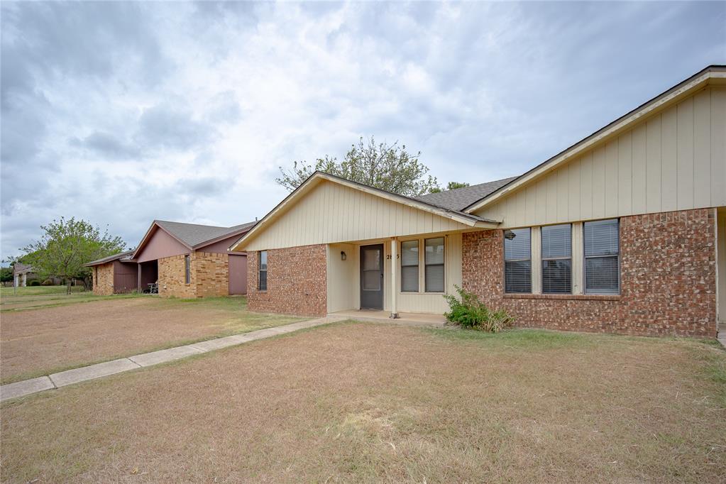2805 Glen Oaks Drive 2807 Property Photo 46