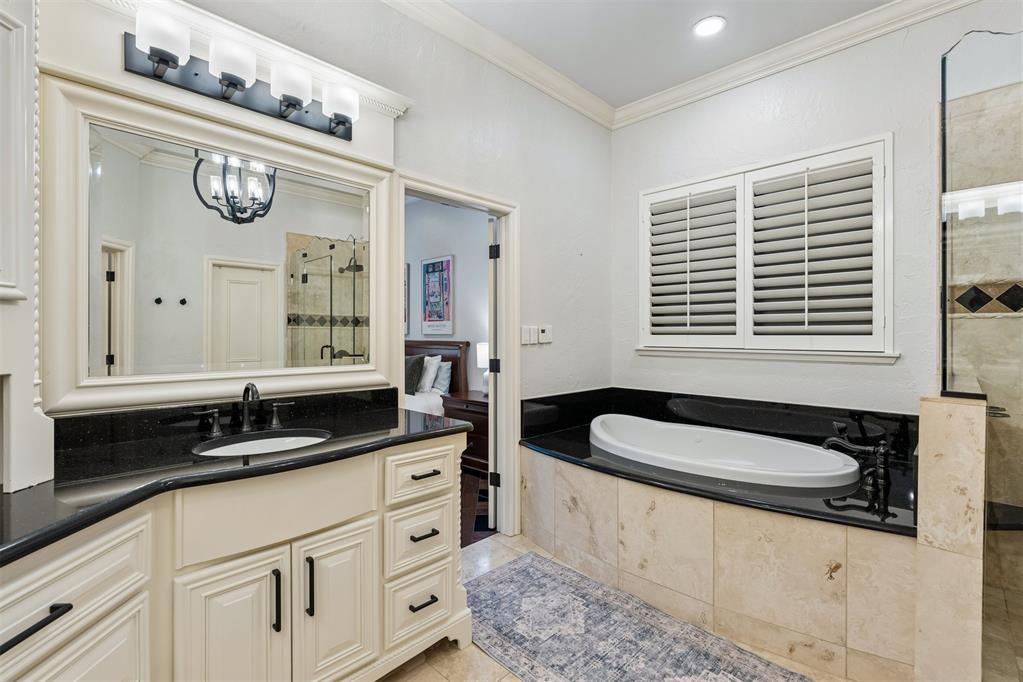 6109 Oak Forest Road Property Photo 24