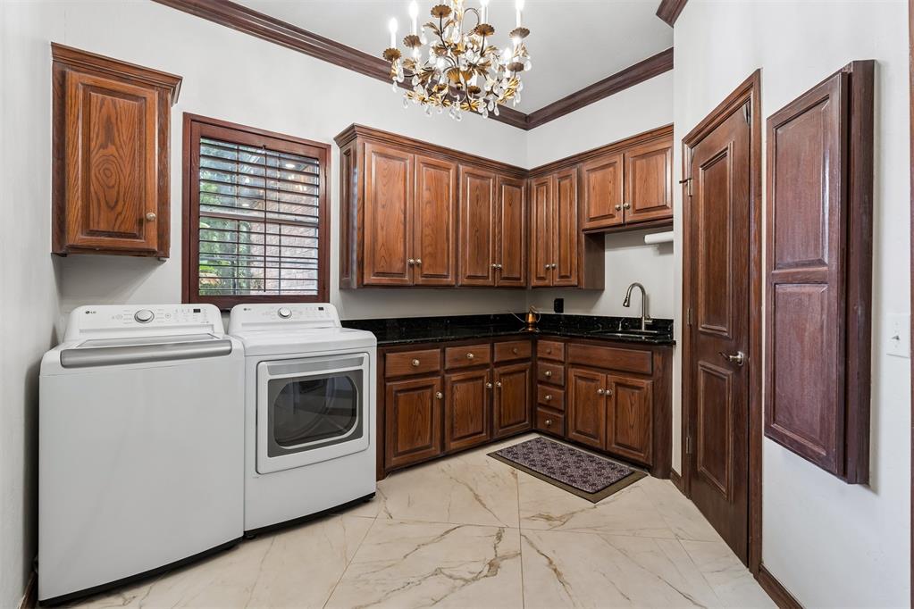 6109 Oak Forest Road Property Photo 26