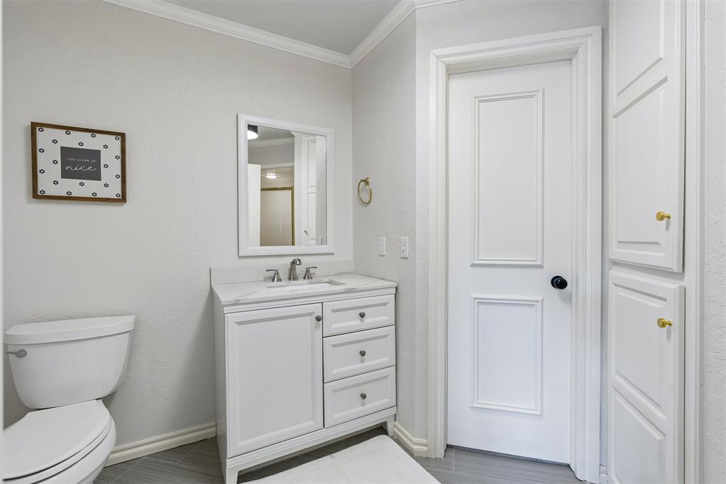 6109 Oak Forest Road Property Photo 31