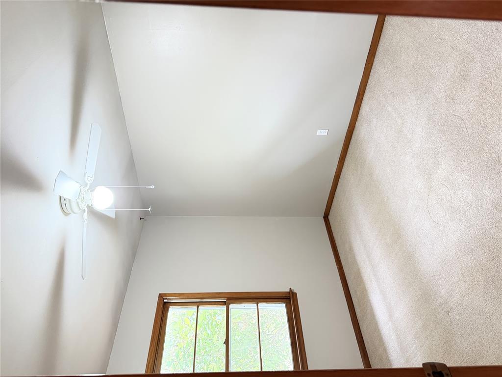 422 Northcutt Drive Property Photo 5