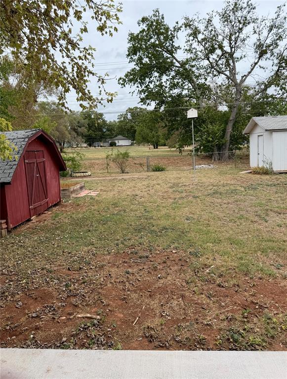 422 Northcutt Drive Property Photo 6