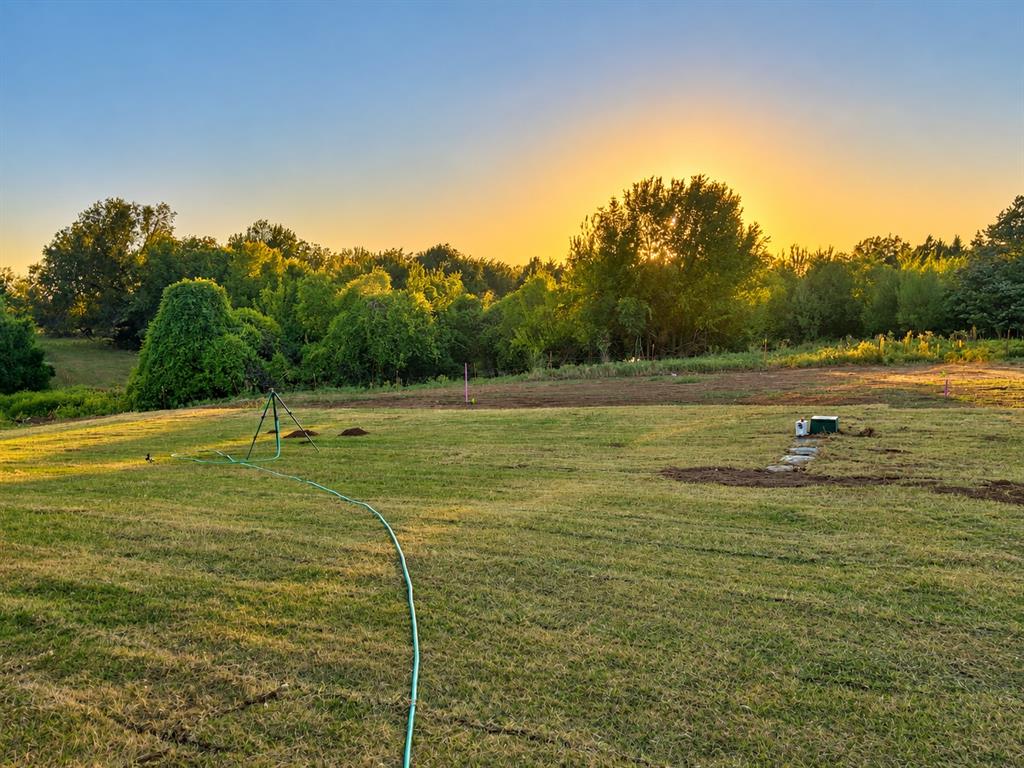 2079 Cattle Drive Property Photo 4