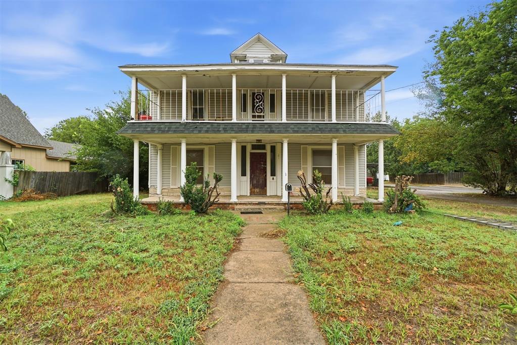 421 N Kentucky Avenue Property Photo 1