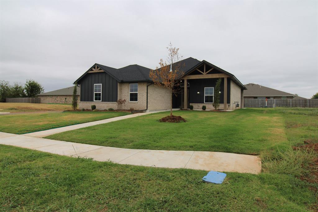 606 Laurel Grove Property Photo 1