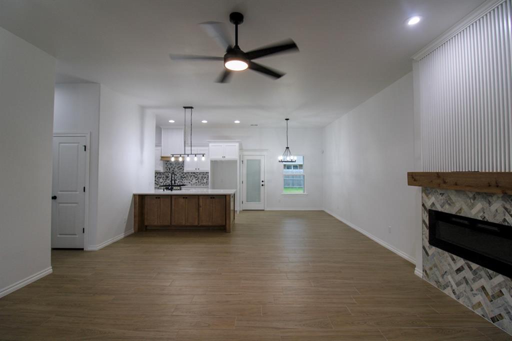 606 Laurel Grove Property Photo 6