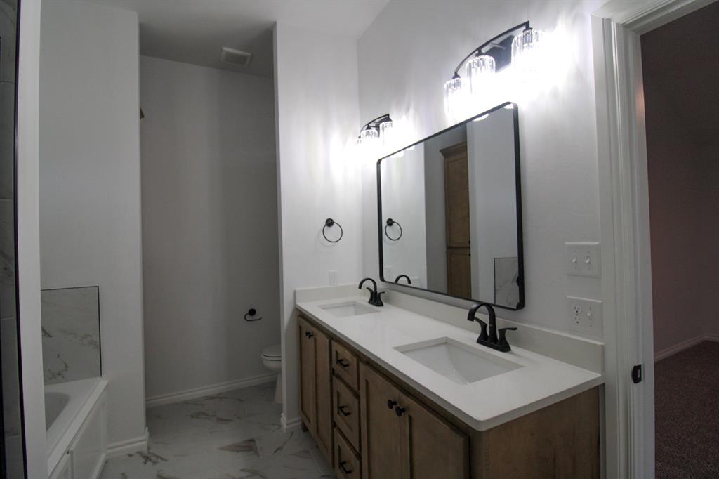 606 Laurel Grove Property Photo 16