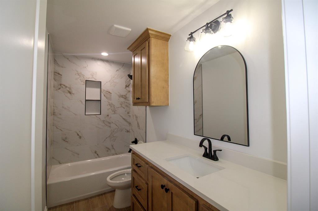 606 Laurel Grove Property Photo 22