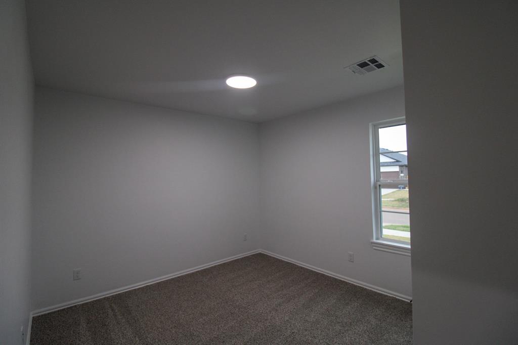 606 Laurel Grove Property Photo 23