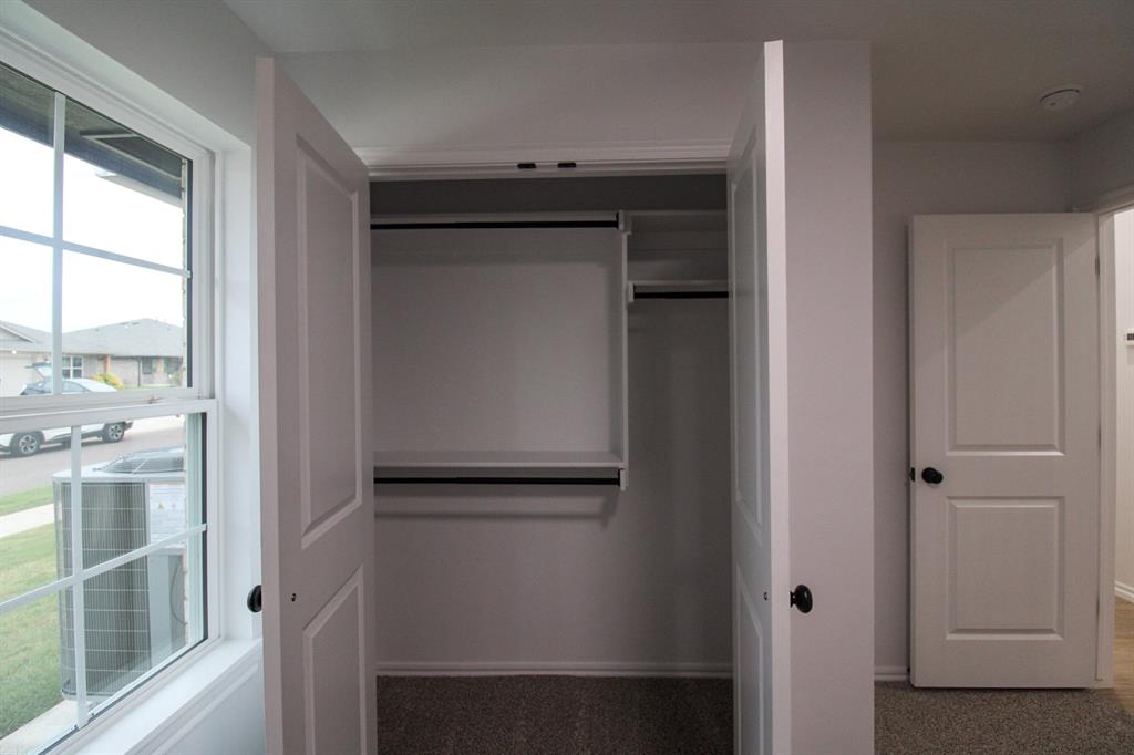 606 Laurel Grove Property Photo 24