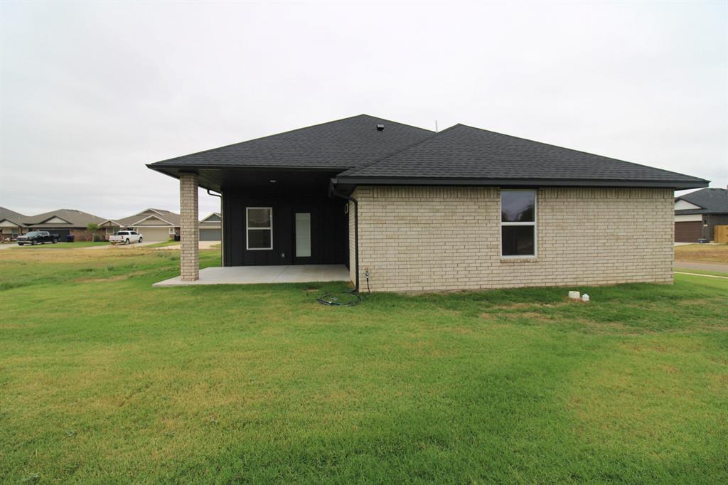 606 Laurel Grove Property Photo 25