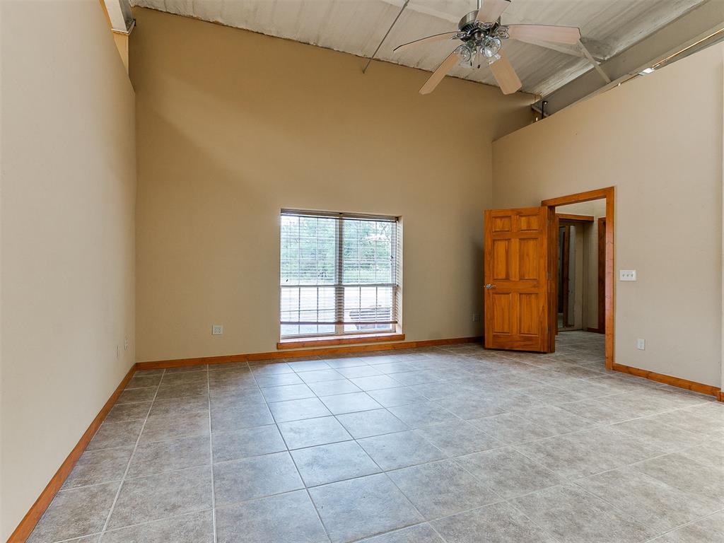 6400 Nw 178th Street Property Photo 16