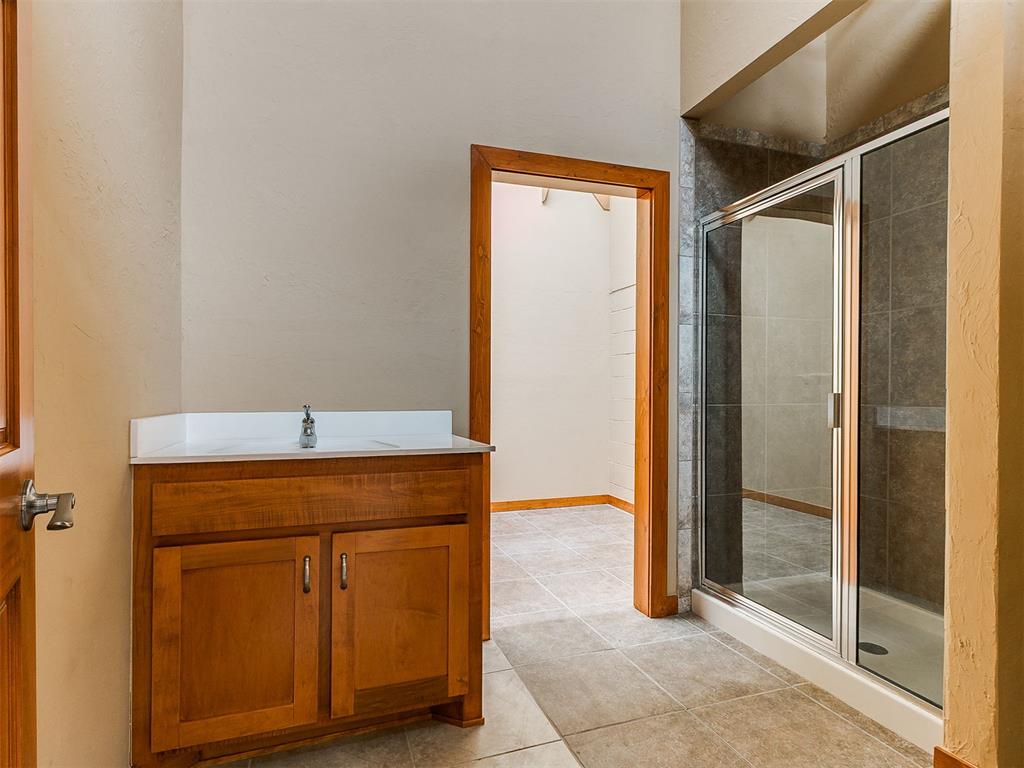 6400 Nw 178th Street Property Photo 18