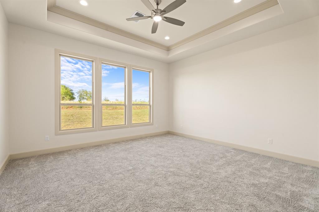 2401 Heathery Park Property Photo 21