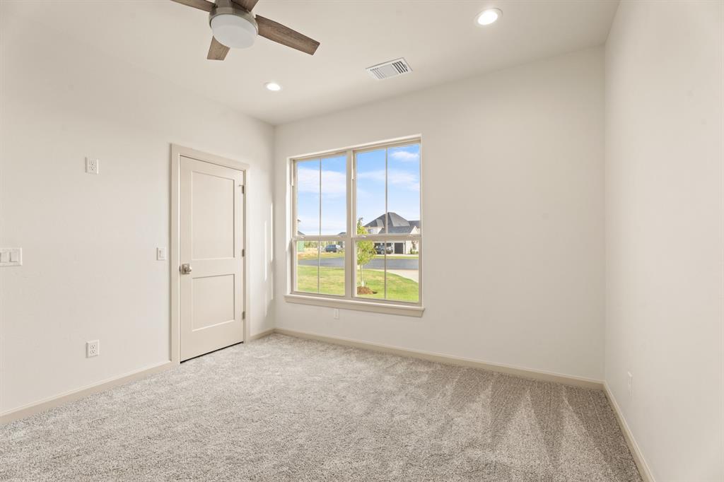 2401 Heathery Park Property Photo 40
