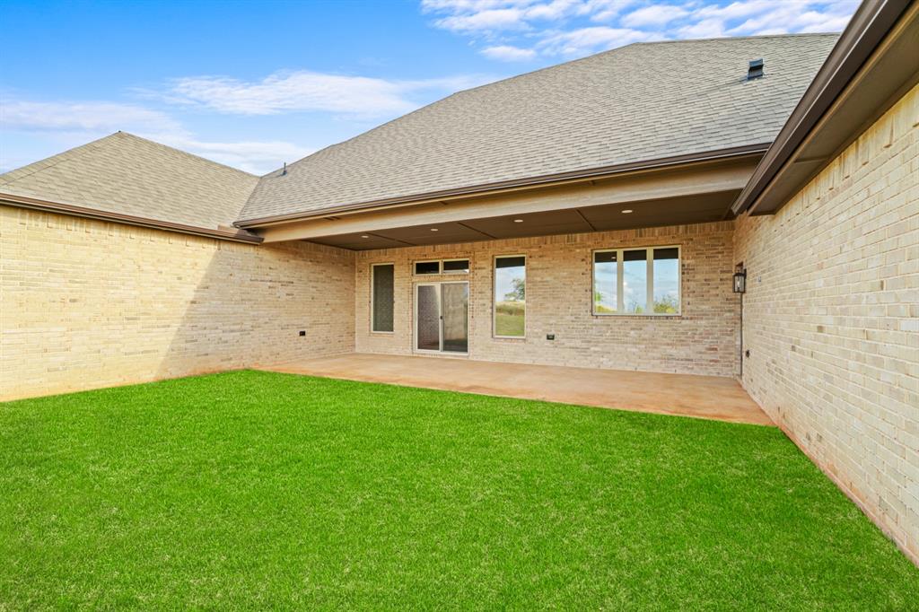 2401 Heathery Park Property Photo 44