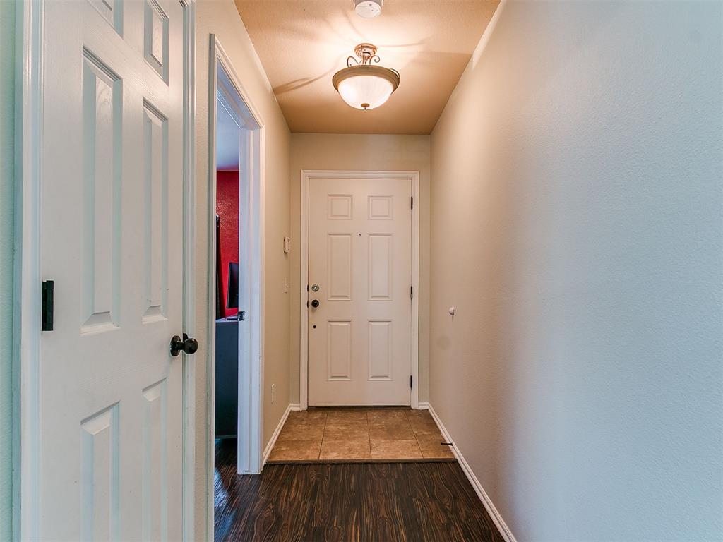 8001 Eagle Circle Property Photo 5