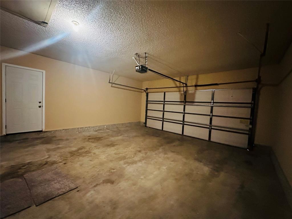 9910 Mashburn Boulevard Property Photo 11
