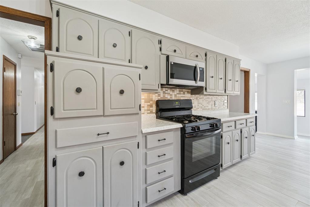11805 Ashford Drive Property Photo 23
