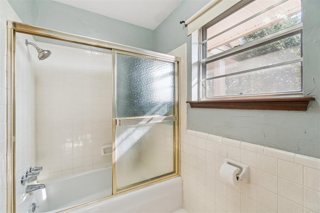 11805 Ashford Drive Property Photo 33